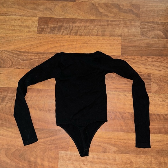 NWT Urban Outfitters Black Ribbed Thong Bodysuit - Picture 3 of 5